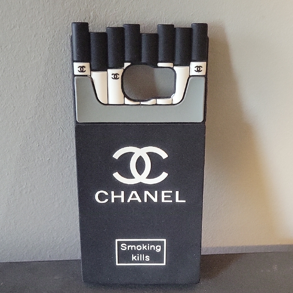 Chanel Black and White Phone Case S6